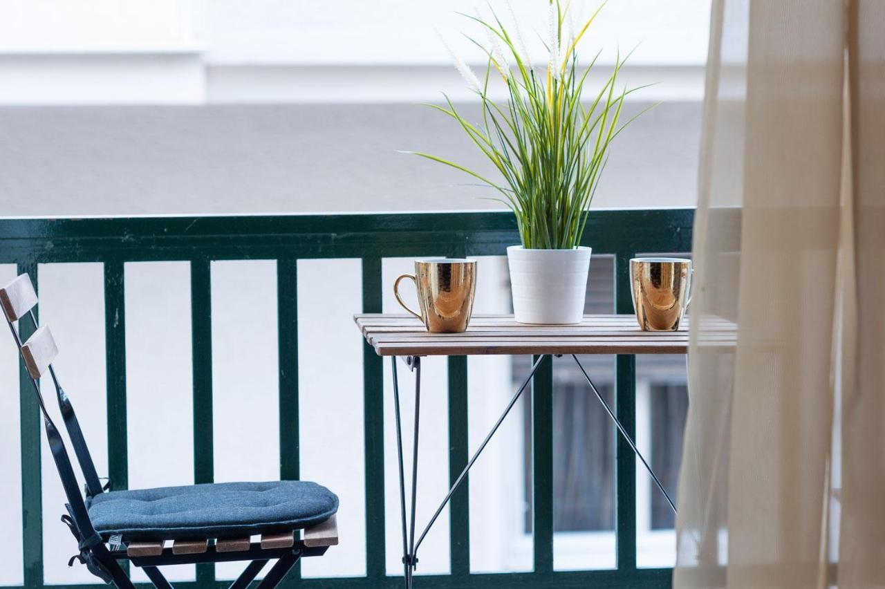 Kleio By Heloni Apartments Athens Exterior photo